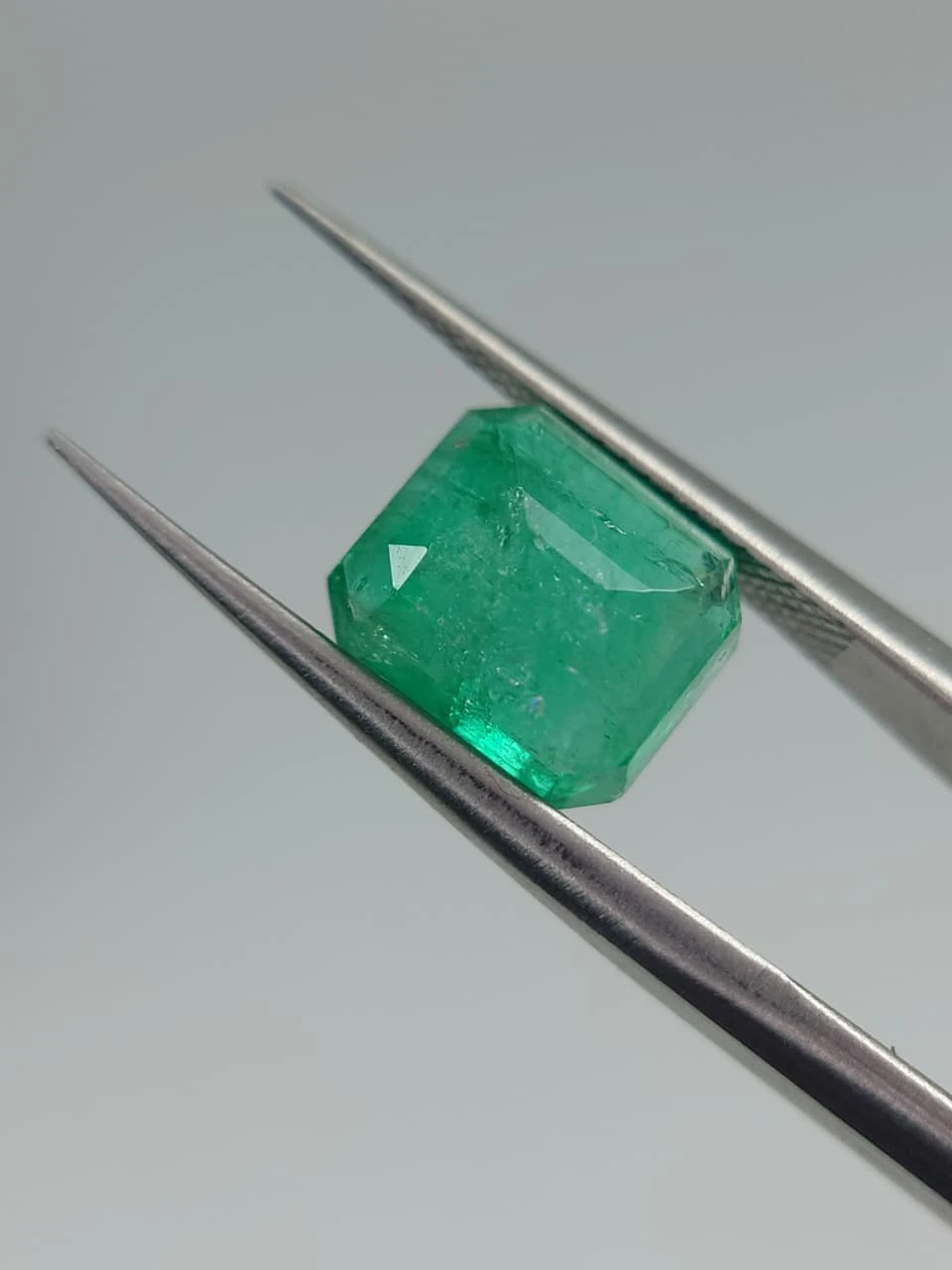 3.6ct Natural Panjshir Emerald from Afghanistan — view 3